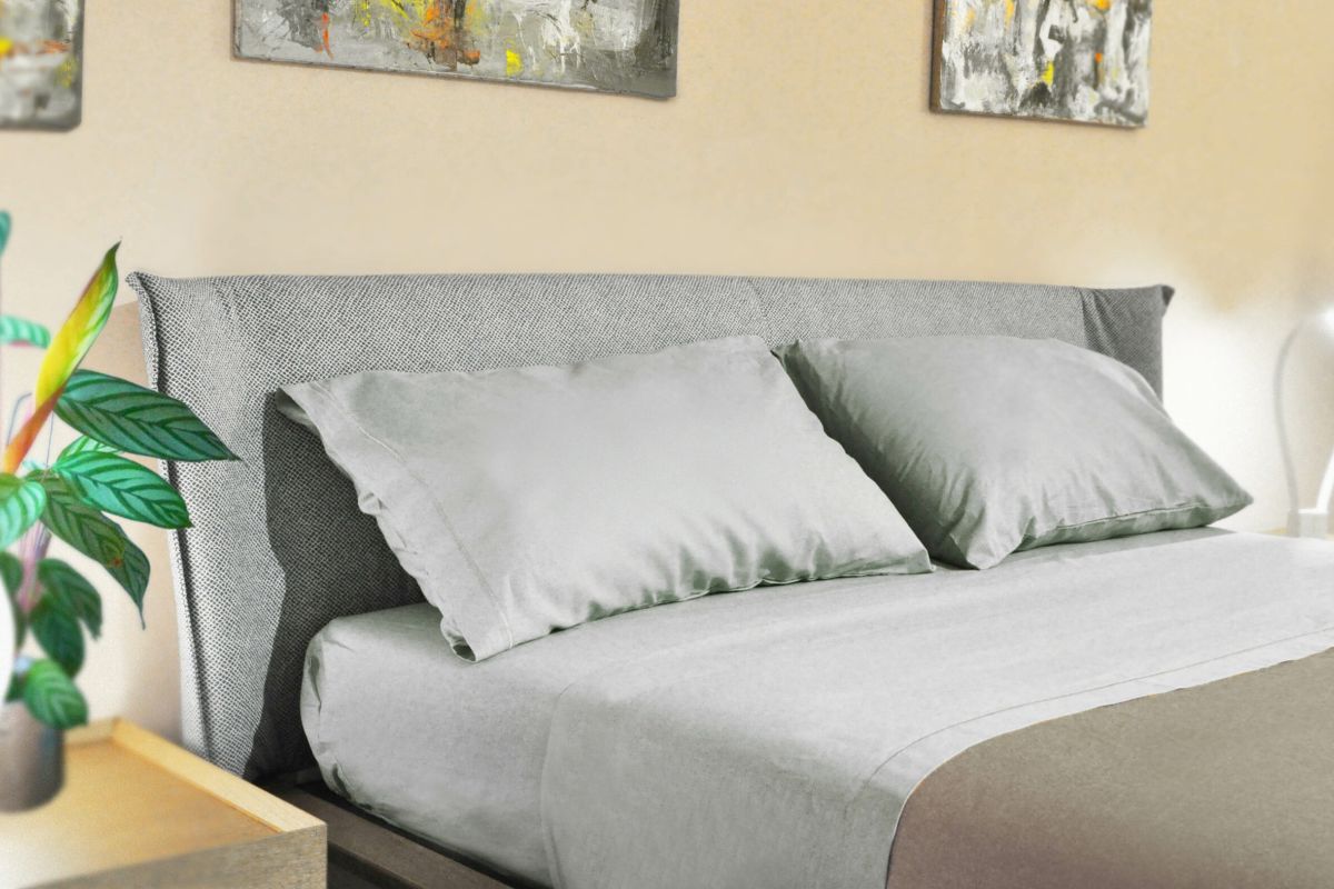 Completo Letto Tinta Unita Tra le Braccia di Morfeo Grigio